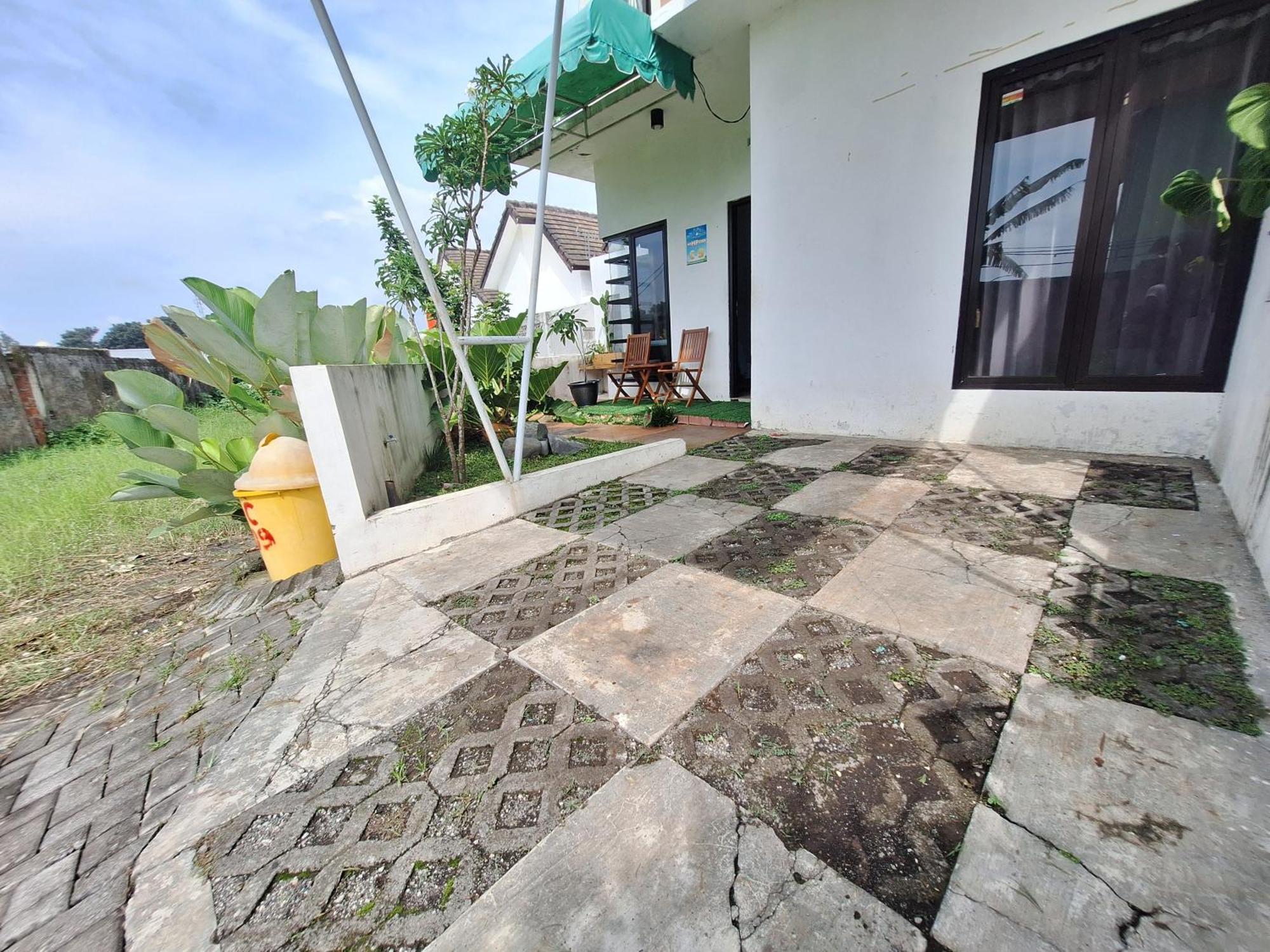 Villa Estetik Di Malang Eksteriør billede